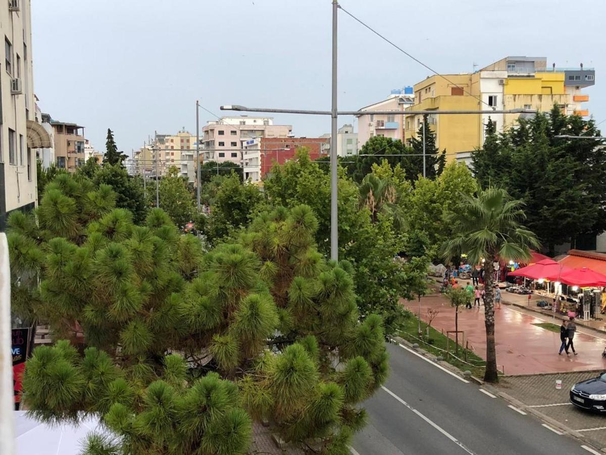 Vogli'S House Apartments & Rooms Durrës Buitenkant foto
